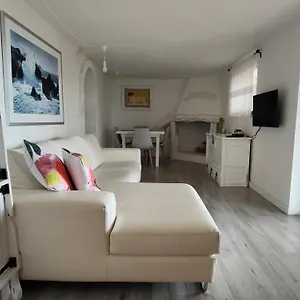 Villa Unica - Appartamenti Alba E Tramonto Ferienhaus
